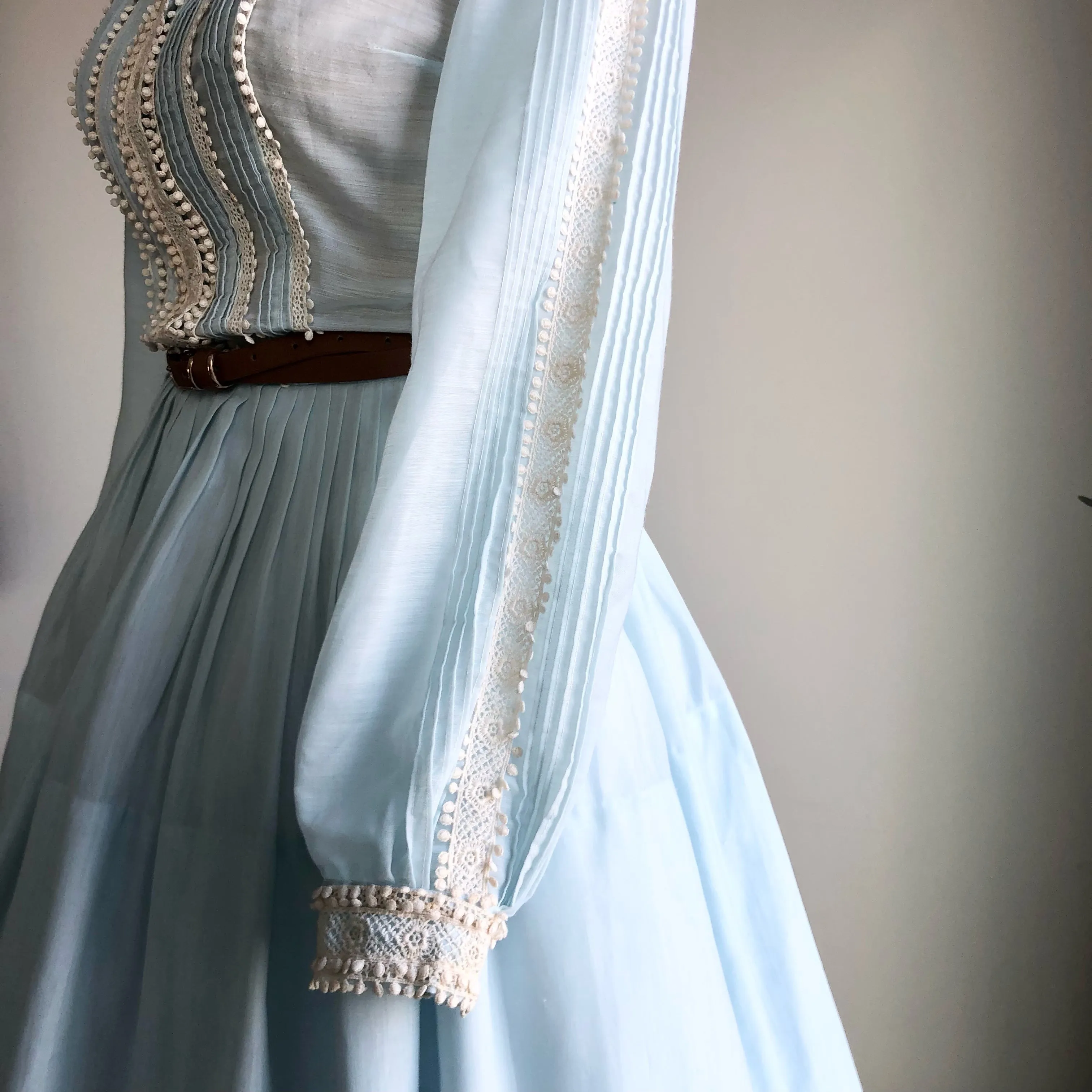 1950s L’Aiglon Midi Light Blue Dress MEDIUM