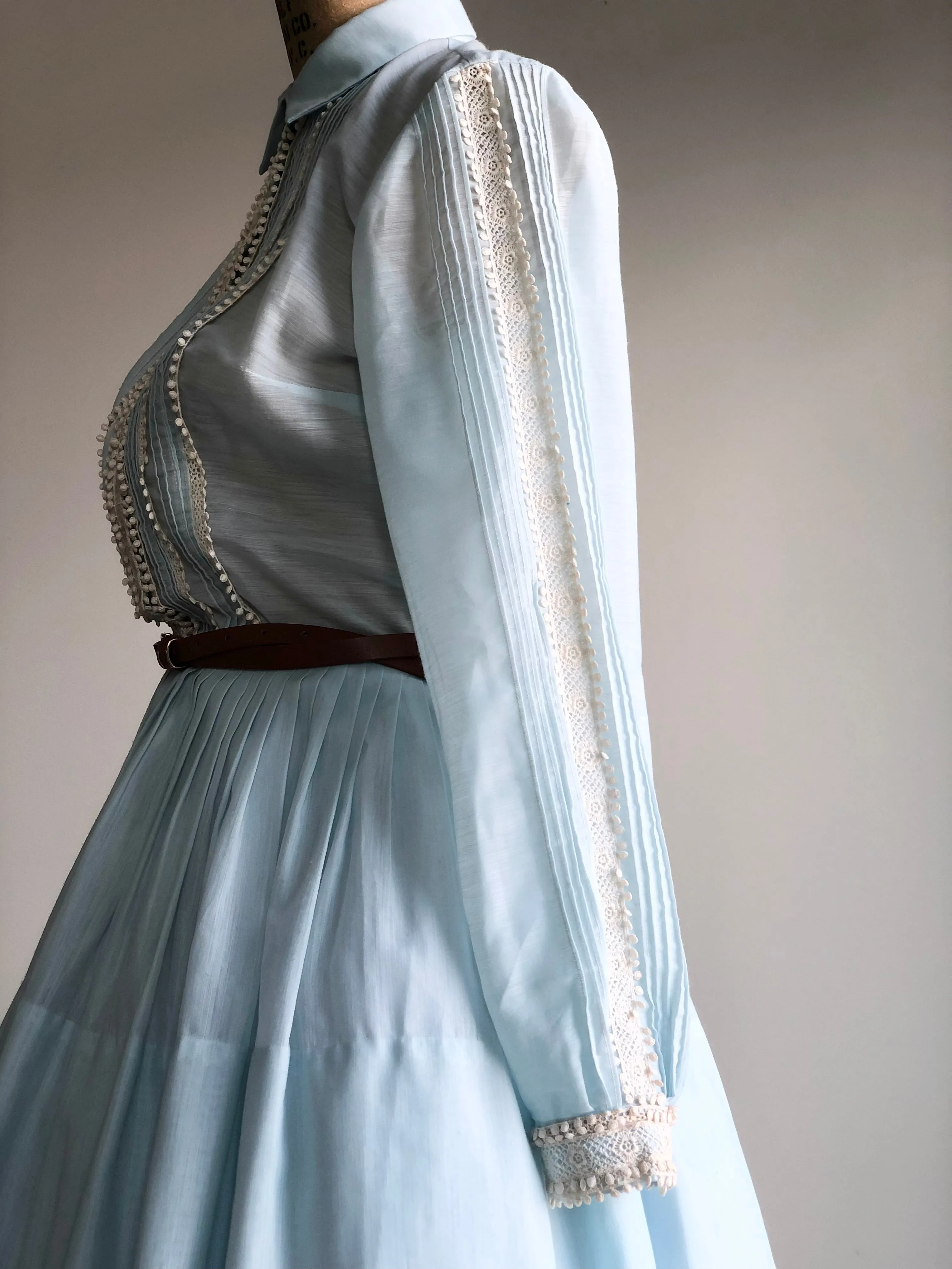 1950s L’Aiglon Midi Light Blue Dress MEDIUM