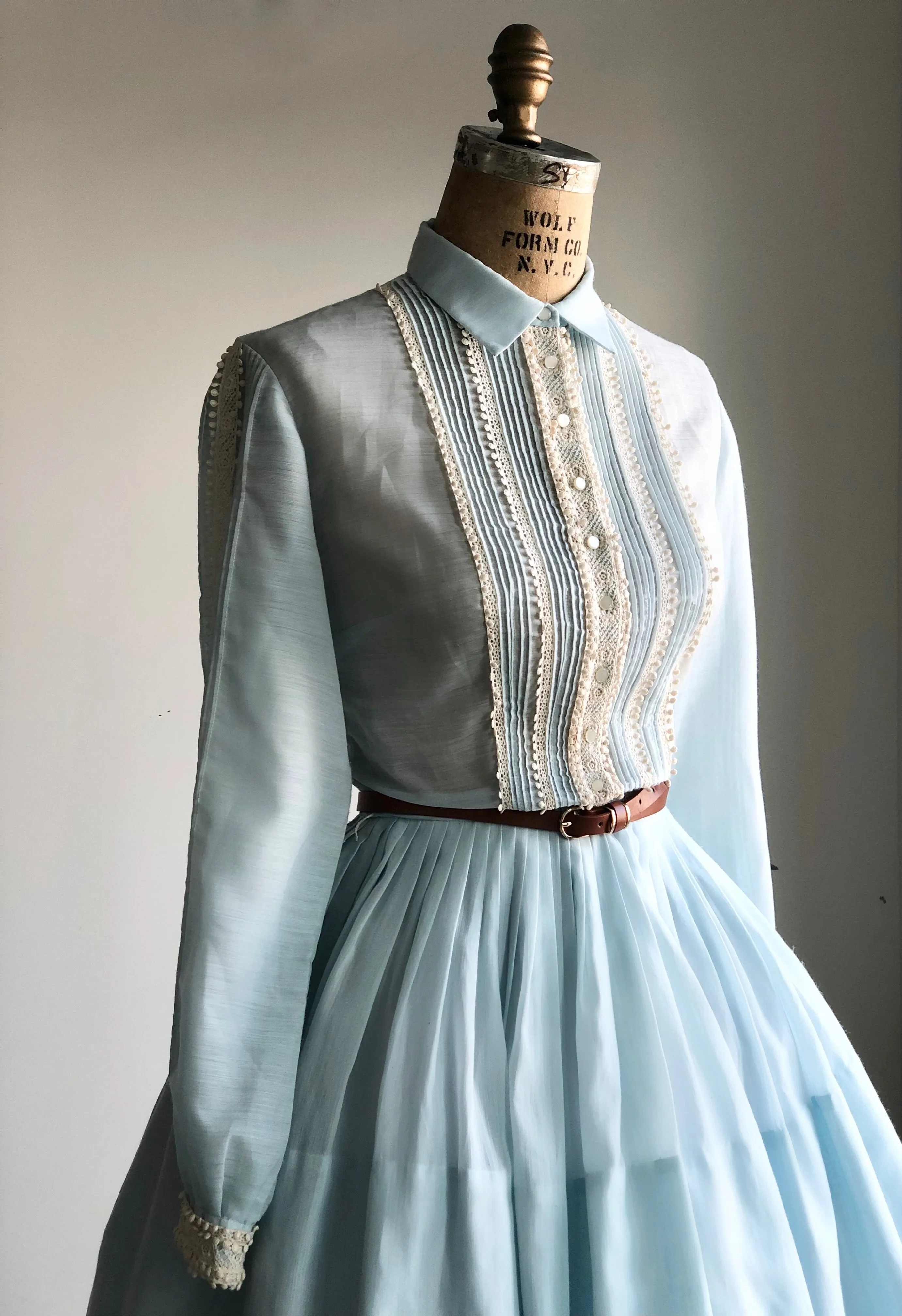 1950s L’Aiglon Midi Light Blue Dress MEDIUM