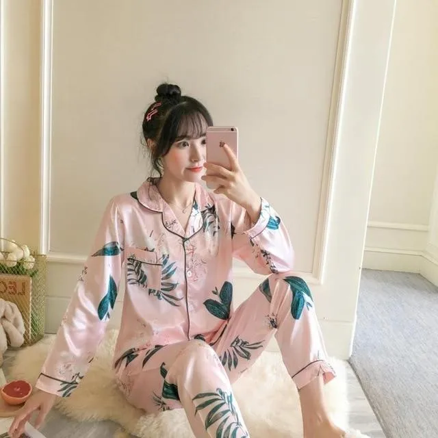 2019 Autumn Women's Pajamas Sets with Flower Print Fashion Luxury Female Faux Silk Two Pieces Shirts   Pants Nighties Sleepwear