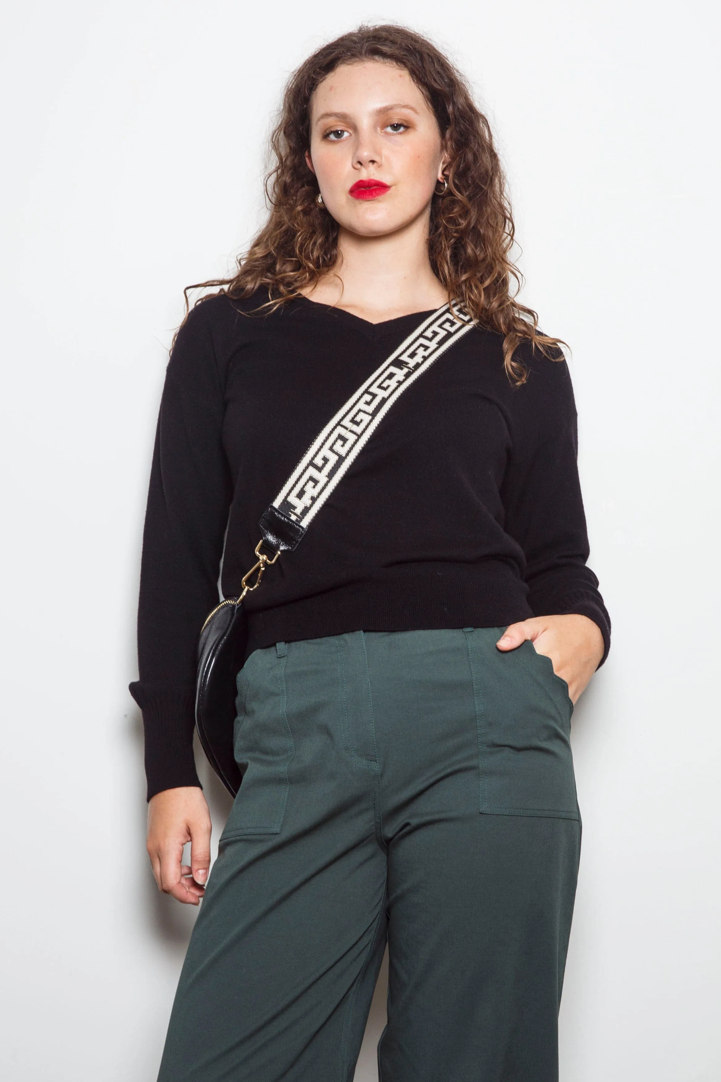 Dalston Veeta V-Neck Sweater Jet