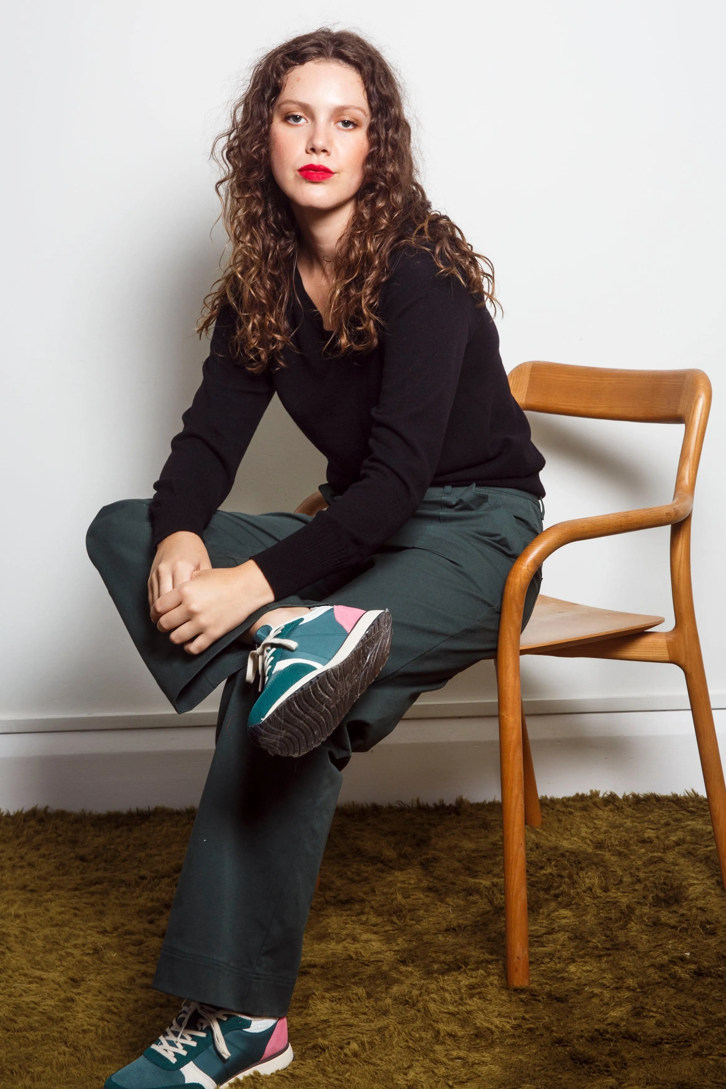 Dalston Veeta V-Neck Sweater Jet