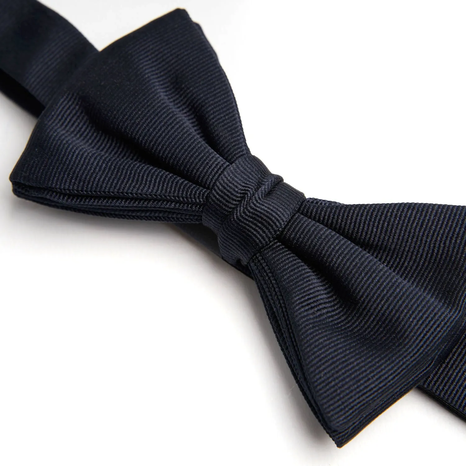DARK BLUE PRE-KNOTTED SILK BOWTIE