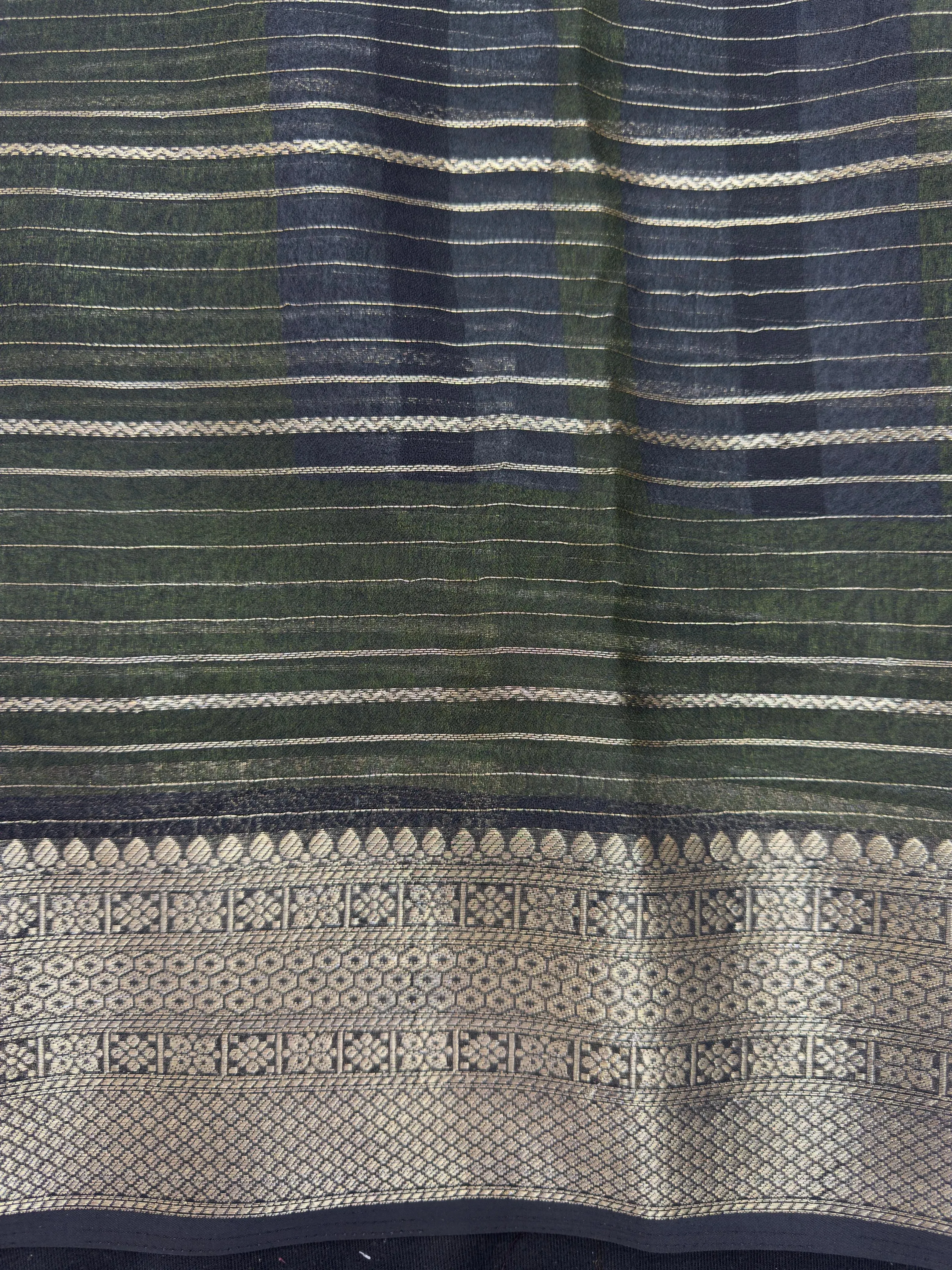 Elegant Chiffon Semi Banarasi Saree – Ideal for Both Festive and Regular Wear