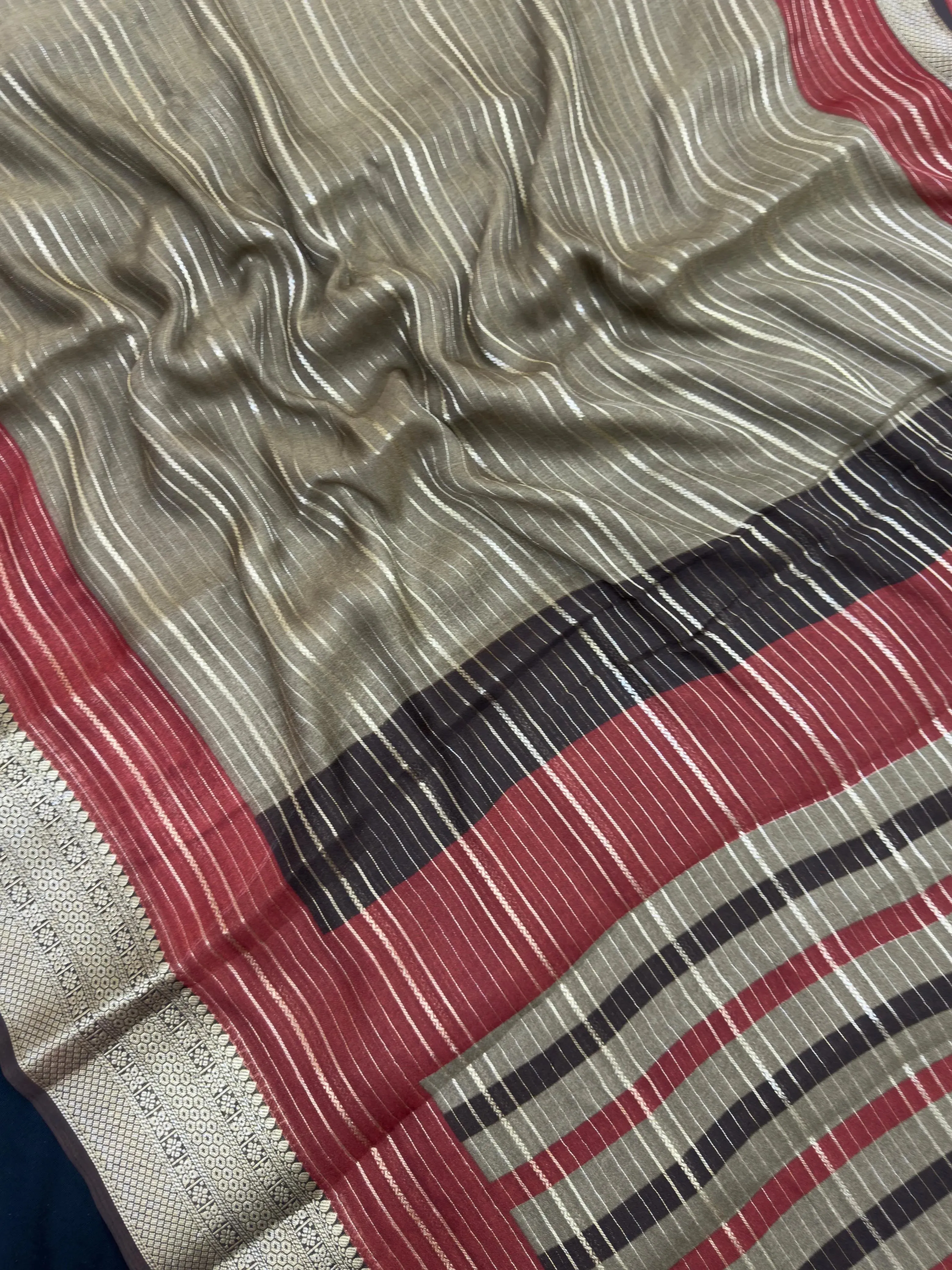 Elegant Chiffon Semi Banarasi Saree – Ideal for Both Festive and Regular Wear