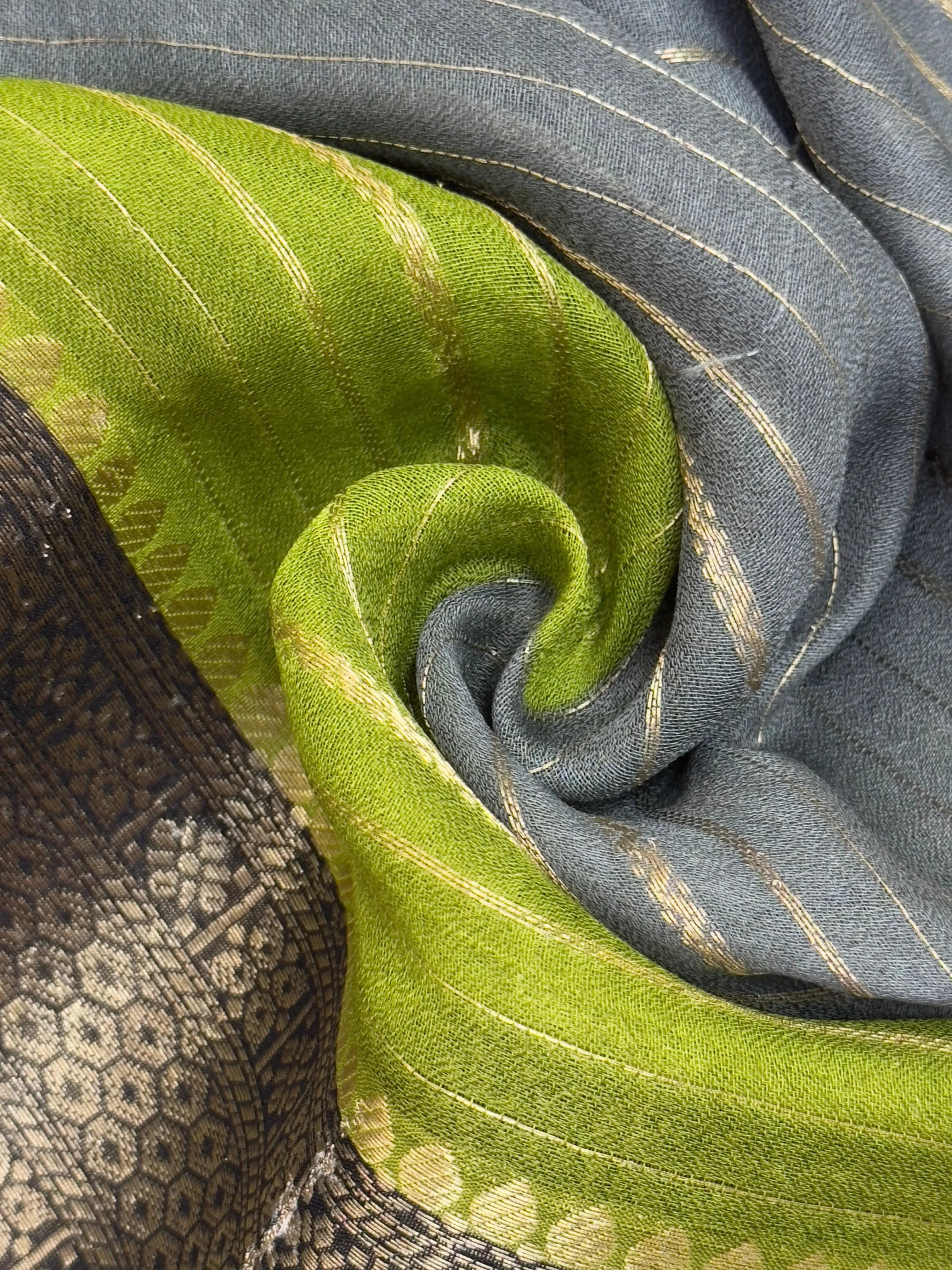 Elegant Chiffon Semi Banarasi Saree – Ideal for Both Festive and Regular Wear