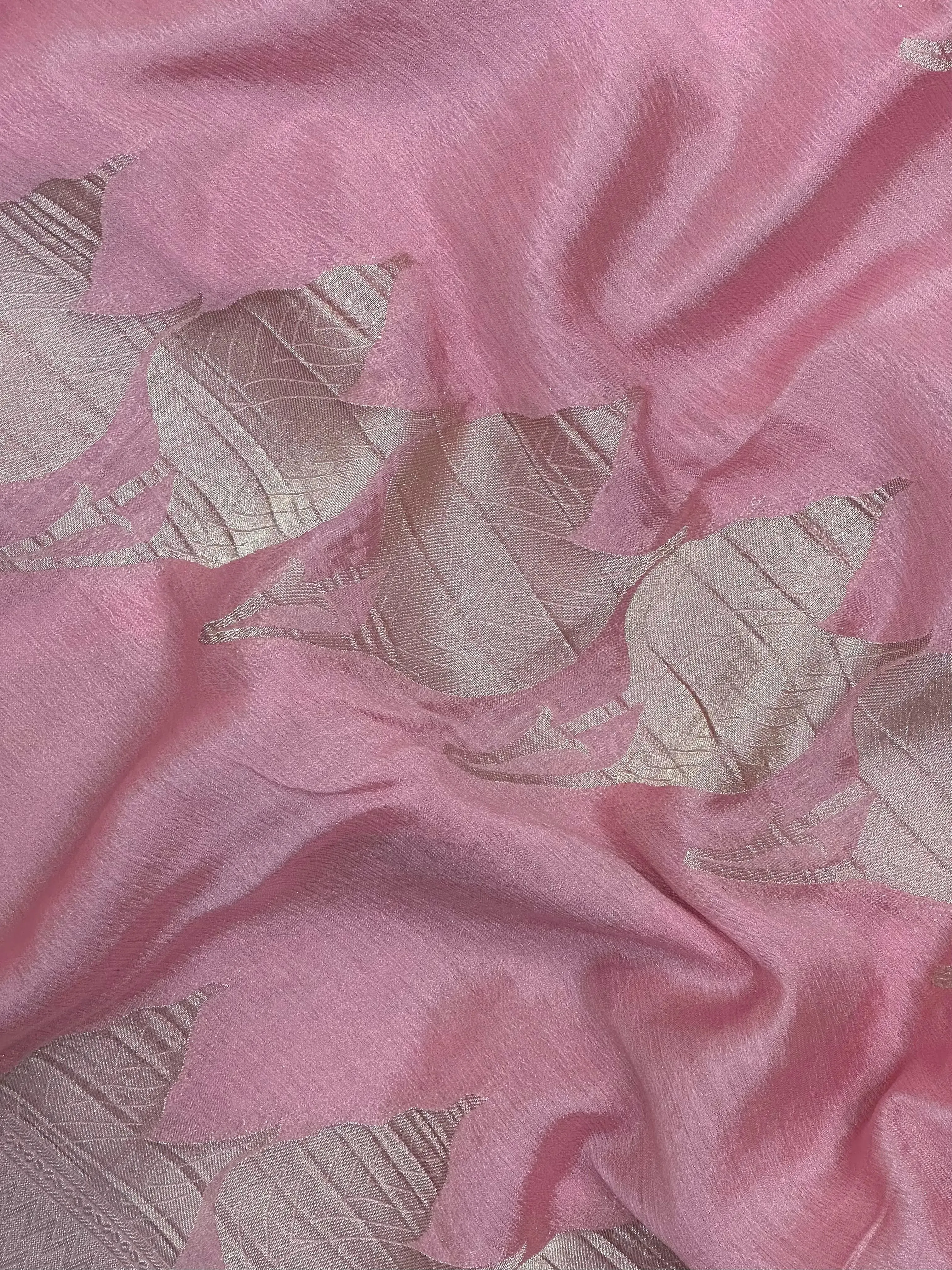 Graceful Chiffon Semi Banarasi Saree – Ideal for Special Occasions