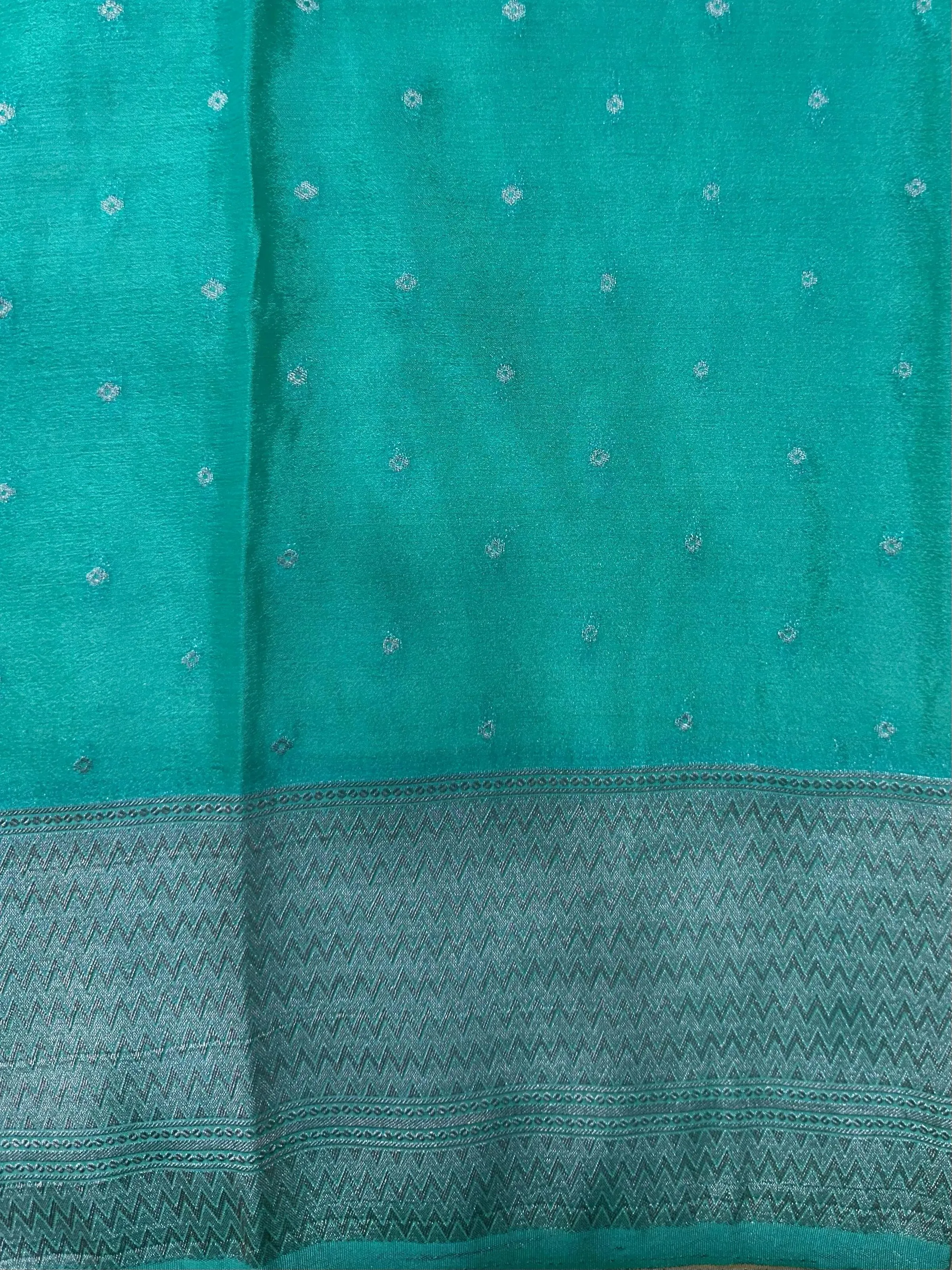 Graceful Chiffon Semi Banarasi Saree – Ideal for Special Occasions