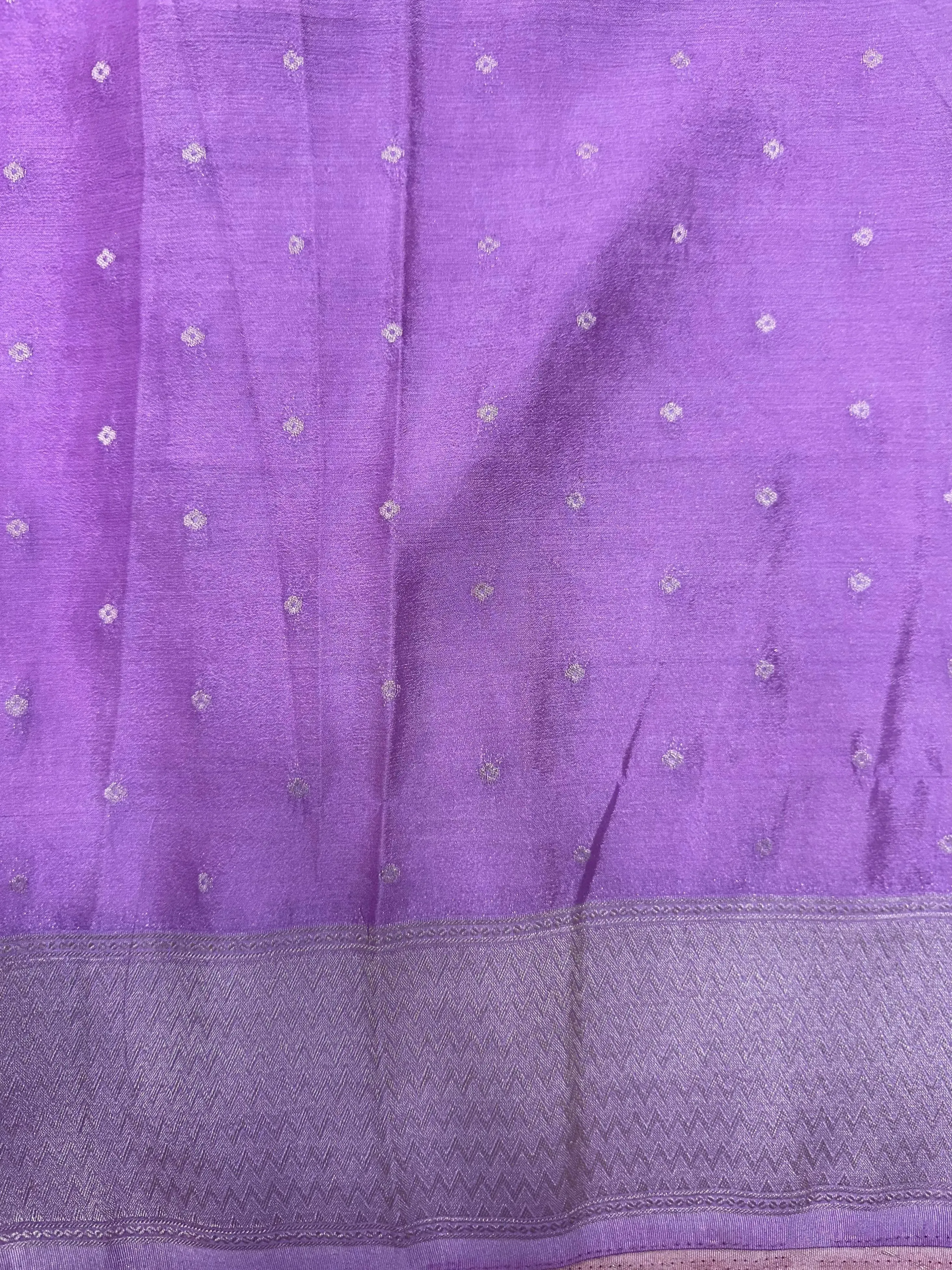 Graceful Chiffon Semi Banarasi Saree – Ideal for Special Occasions