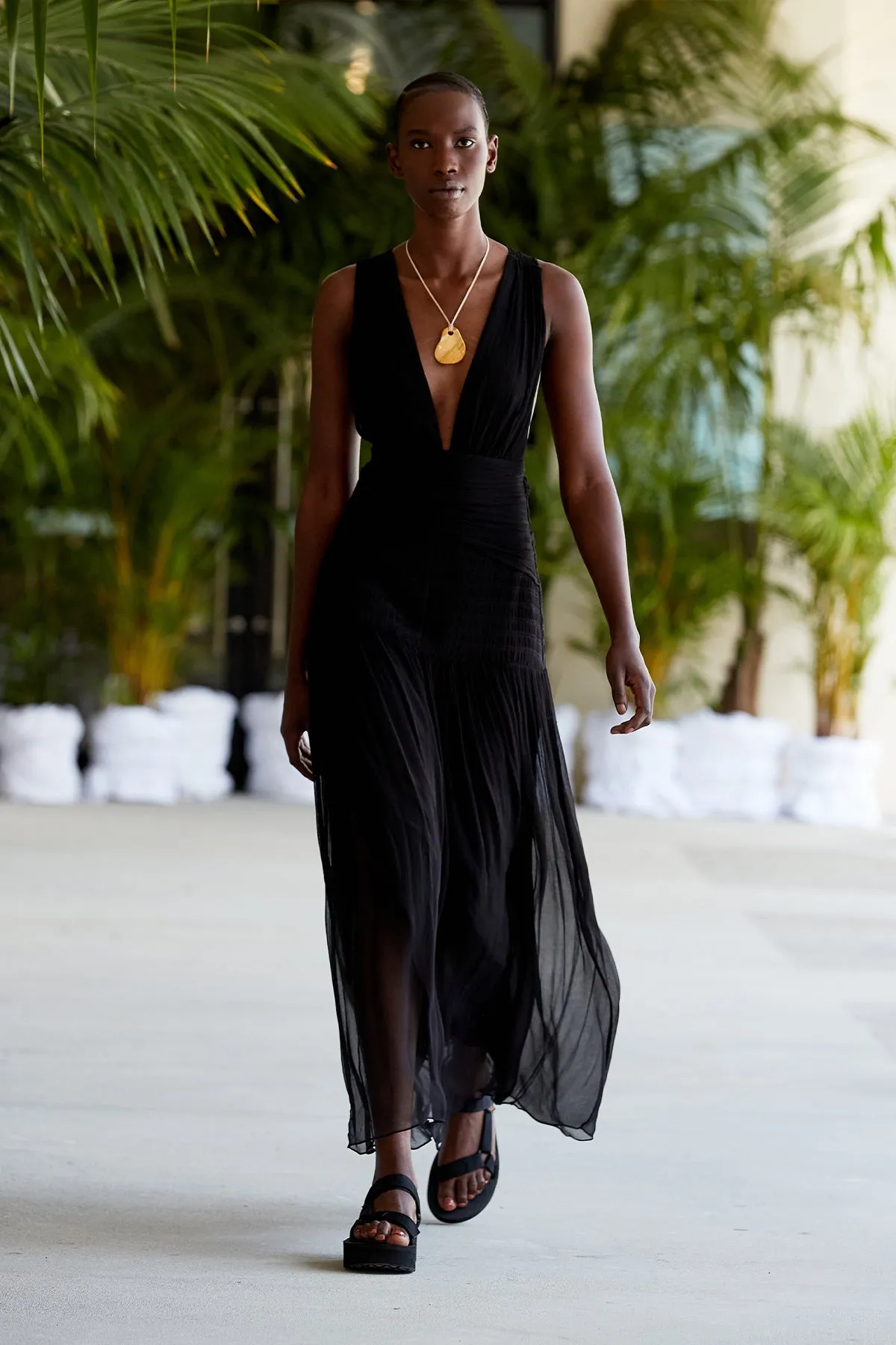 LAUREN PLUNGED TIE BACK MIDI DRESS - BLACK