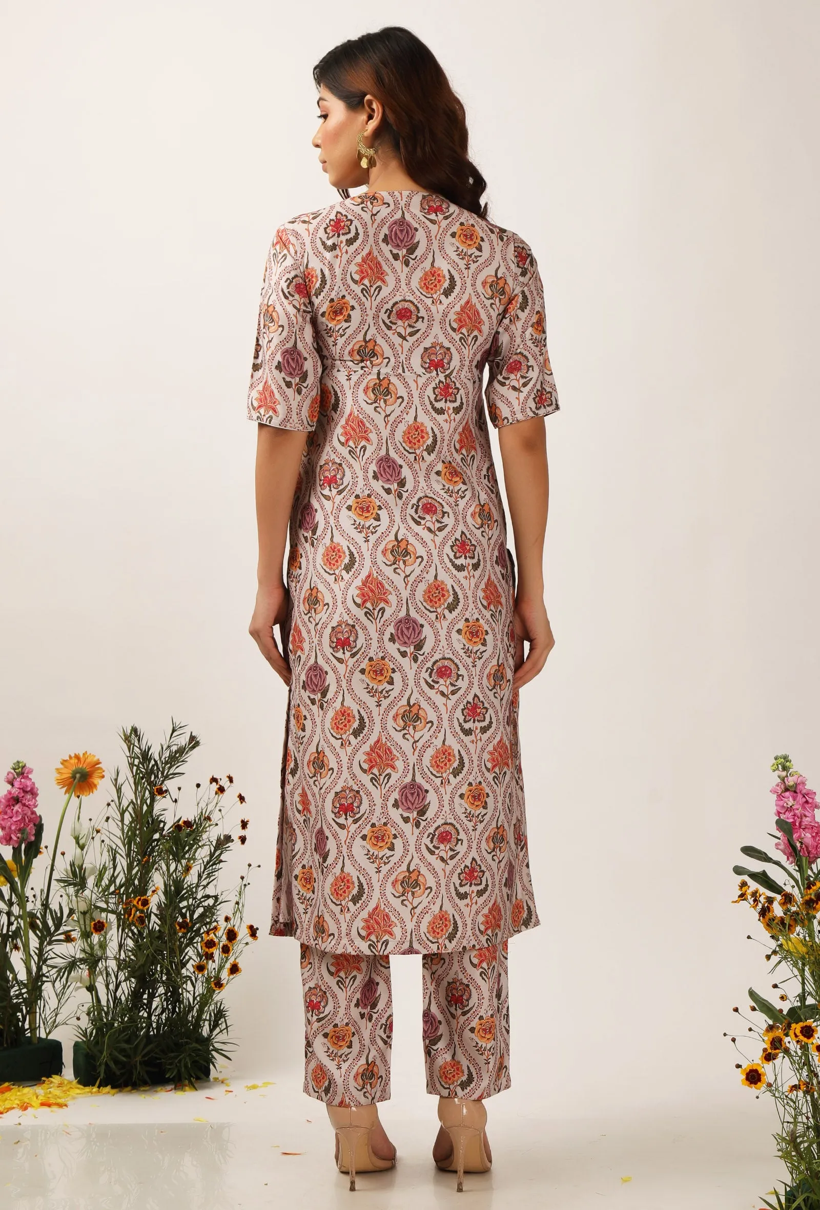 Set Of 2:  Airi Floral Chintz Straight Kurta With Narrow Fit Pants
